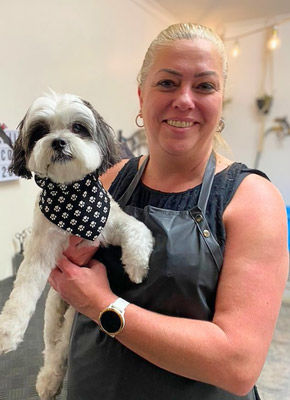 Jodi grooming dog